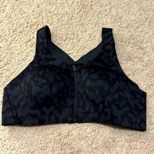 Lululemon Enlite bra 34B